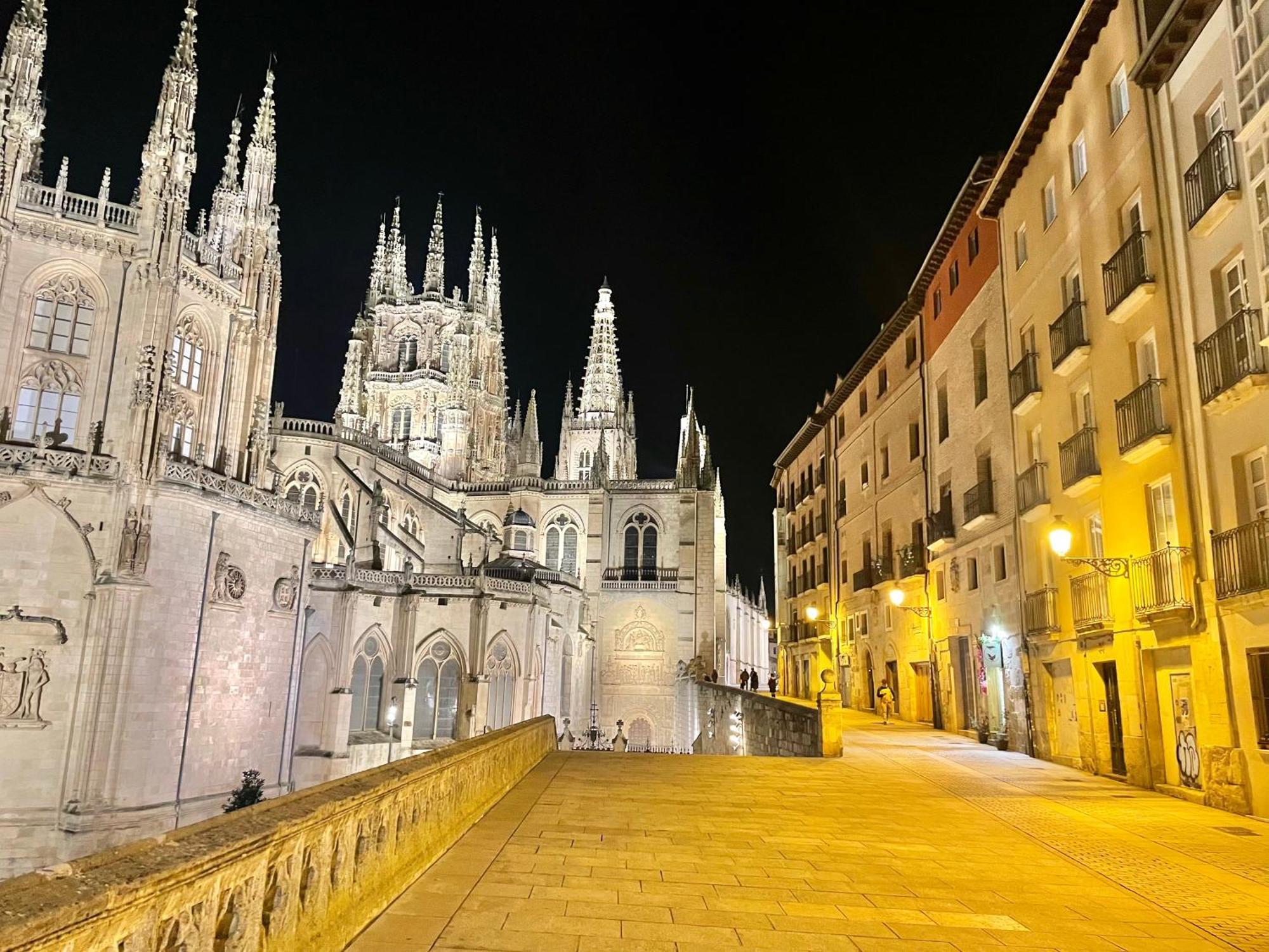 Apartamento Contemplando la Catedral Burgo Exterior foto